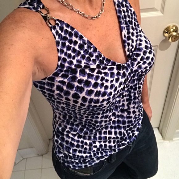 NWOT Michael Kors Top Blue, black, white animal print size PS shoulder chain - Picture 2 of 10